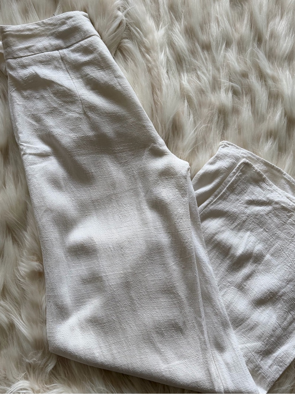 Aqua Women's White Wide-Leg Trousers